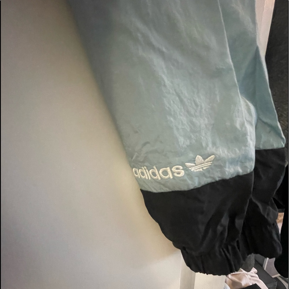 Adidas Jacket Lightweight - image 7
